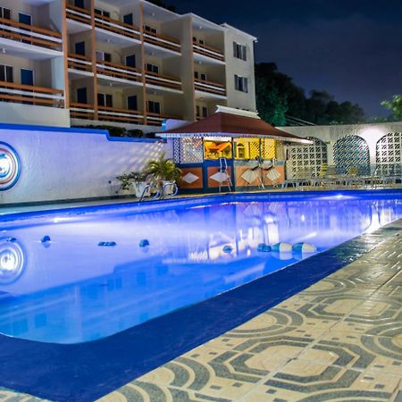 Montego Hotel Montego Bay Exterior photo